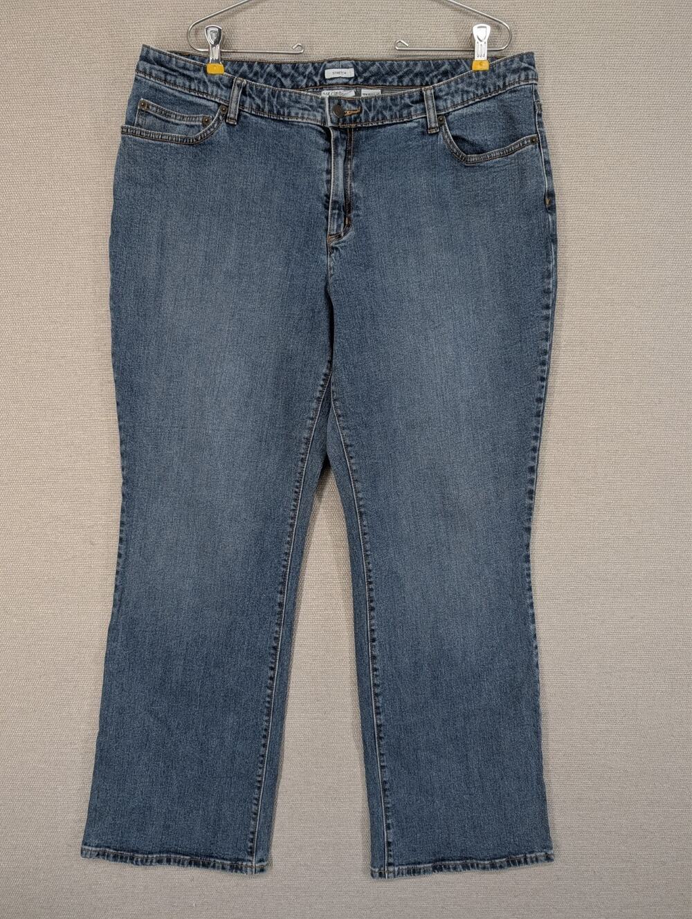 Liz Claiborne Blue Jeans Size 18W Stretch Boot Cut -0726194